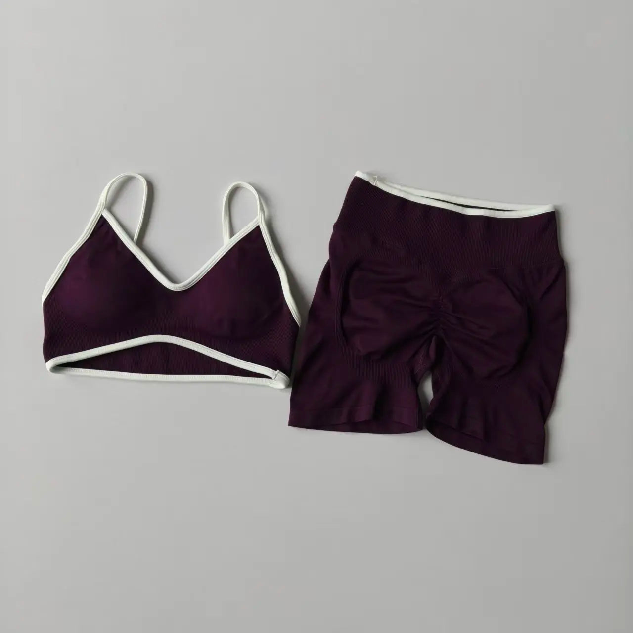 Seamless Women's Fitness Suit with Suspender Bra and High Waist Shorts