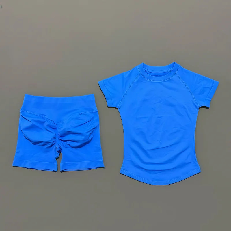 2 Piece Sports Set with Shortsleeve Seamless Top and Seamless Shorts