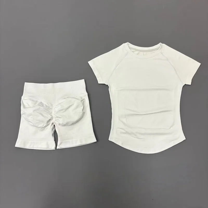 2 Piece Sports Set with Shortsleeve Seamless Top and Seamless Shorts