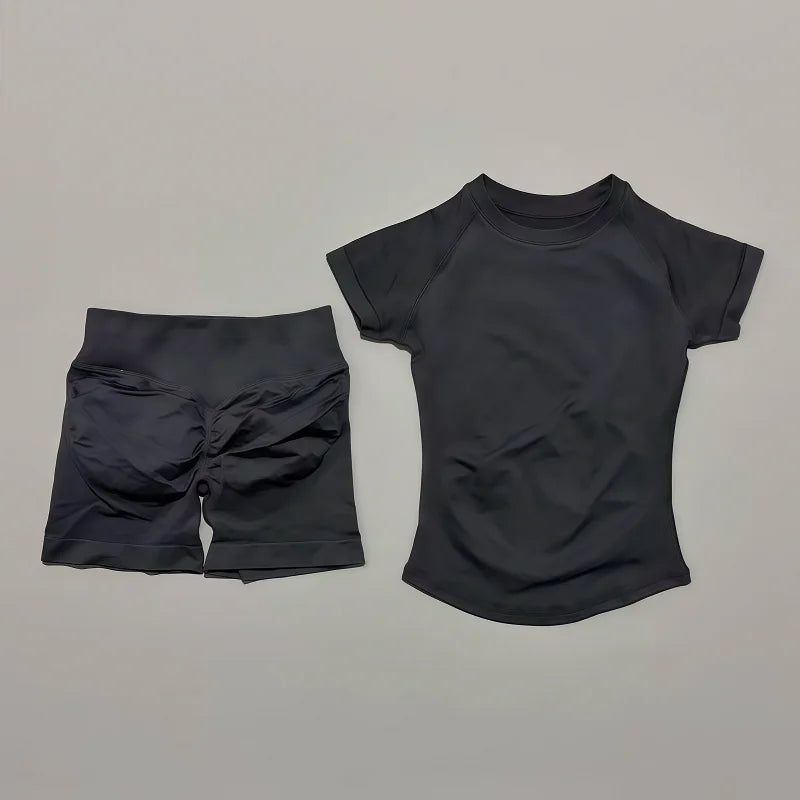 2 Piece Sports Set with Shortsleeve Seamless Top and Seamless Shorts