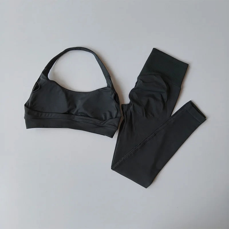 Seamless Women's Yoga/Pilates Set with Back Sports Bra and High Waisted Leggings