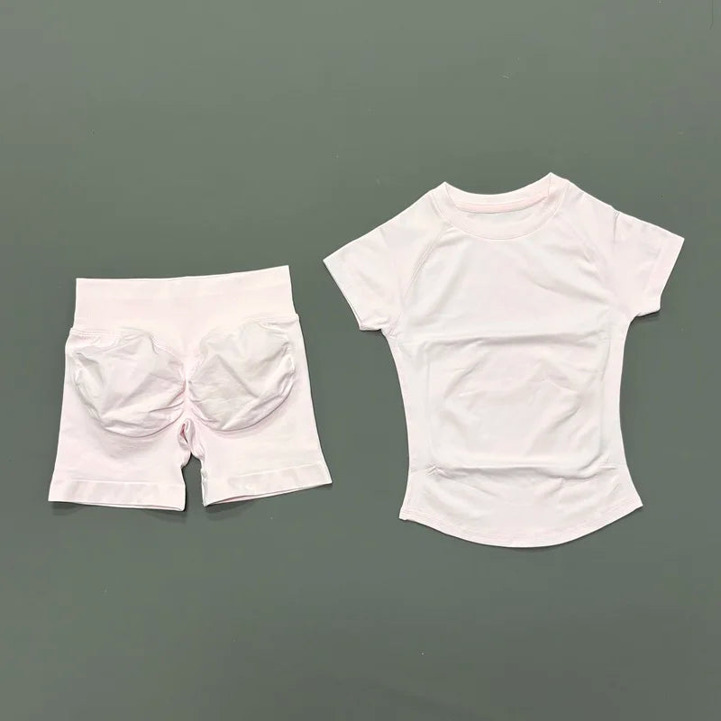 2 Piece Sports Set with Shortsleeve Seamless Top and Seamless Shorts