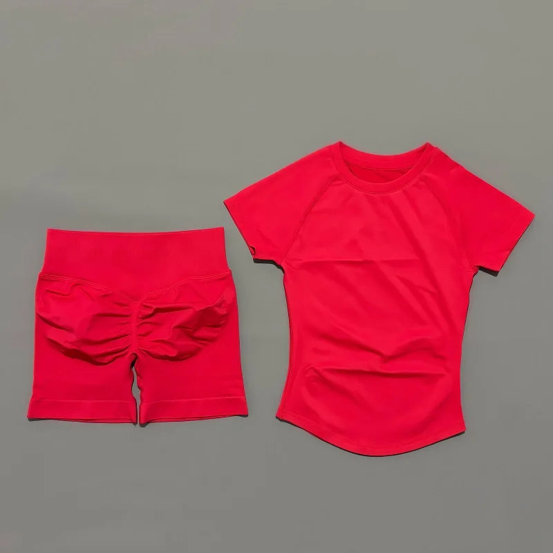 2 Piece Sports Set with Shortsleeve Seamless Top and Seamless Shorts